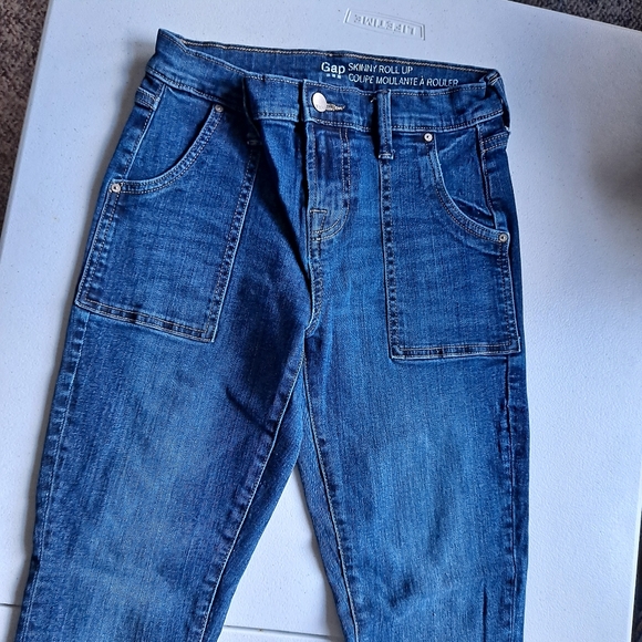 Gap Skinny Roll Up Jeans - Picture 2 of 6